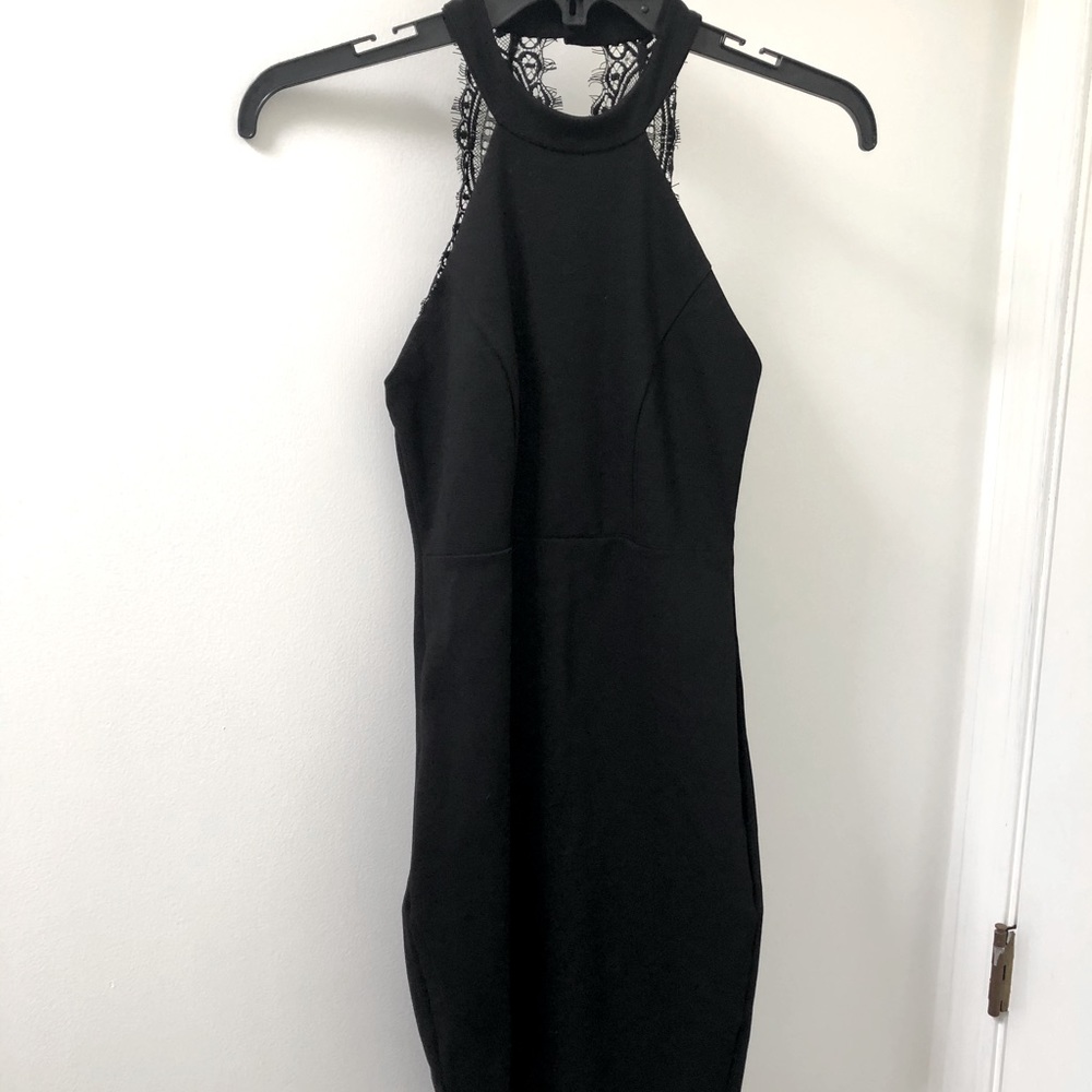 Lulu’s Black Dress